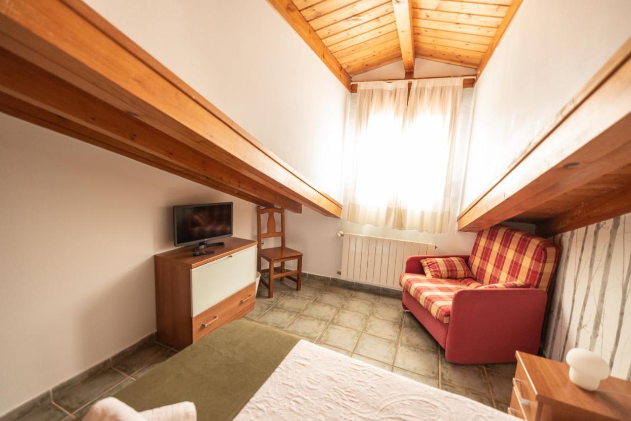 Pension Quintana Prellezo Exterior photo